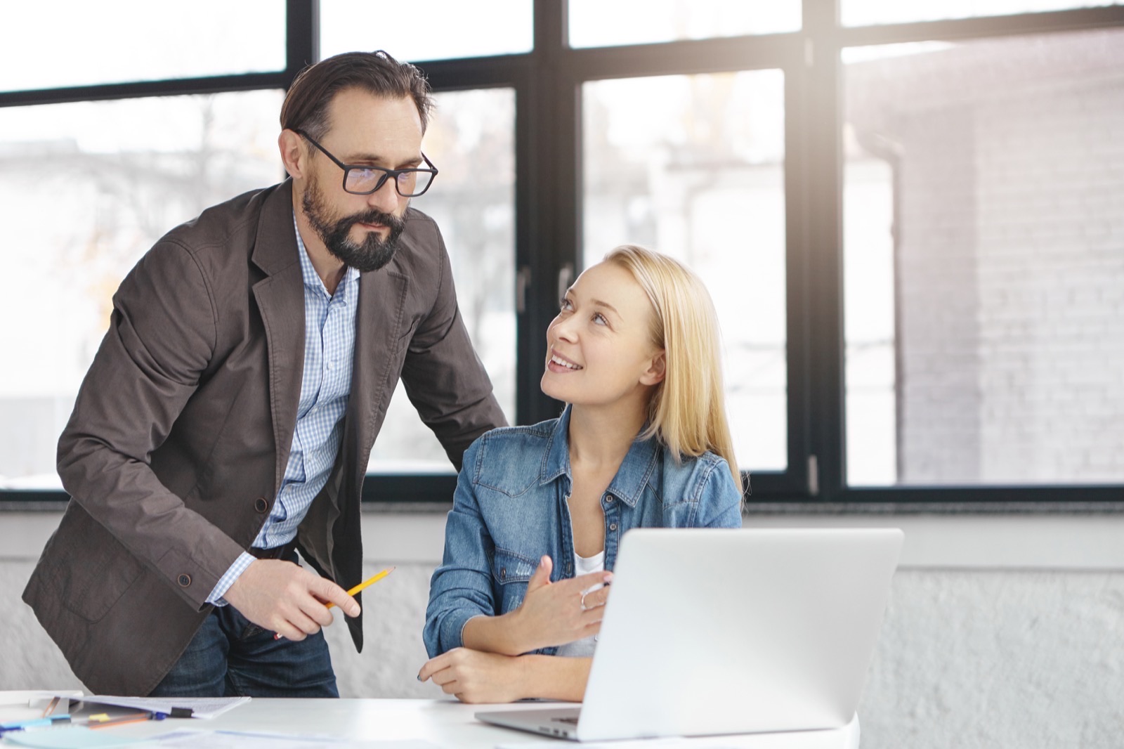 Image showing mentor-mentee relationship, which is a result of perfect mentoring match